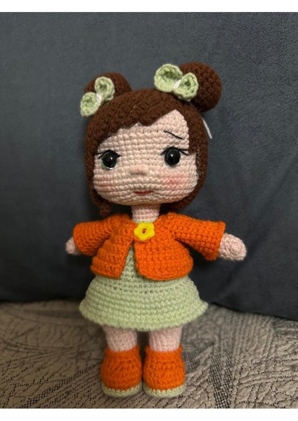 Luxury Organik Amigurumi Örgü Hediyelik Şirin Turuncu Hırkalı Oyuncak Bebek 1 Adet