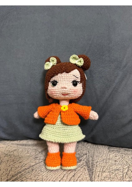 Luxury Organik Amigurumi Örgü Hediyelik Şirin Turuncu Hırkalı Oyuncak Bebek 1 Adet fiyatları