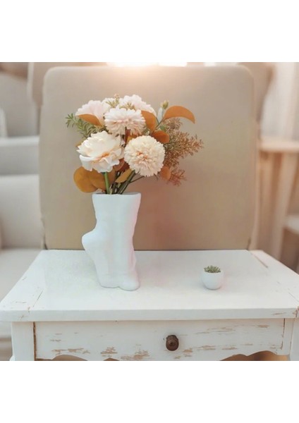 Iskandinav Tarzı Beyaz Sade Balerin Vazo modelleri