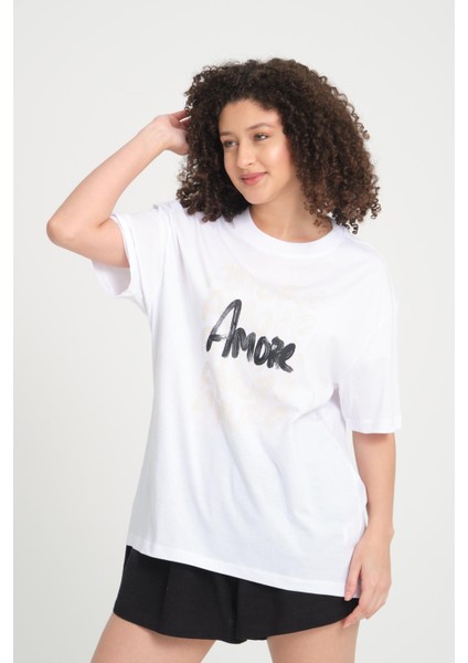 %100 Pamuk Rahat Kesim T-Shirt - Estetik Amore Detayı