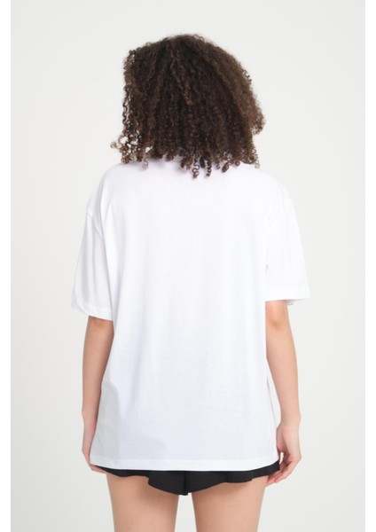 %100 Pamuk Rahat Kesim T-Shirt - Estetik Amore Detayı modelleri