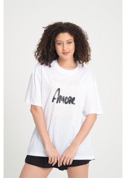 %100 Pamuk Rahat Kesim T-Shirt - Estetik Amore Detayı fırsatları