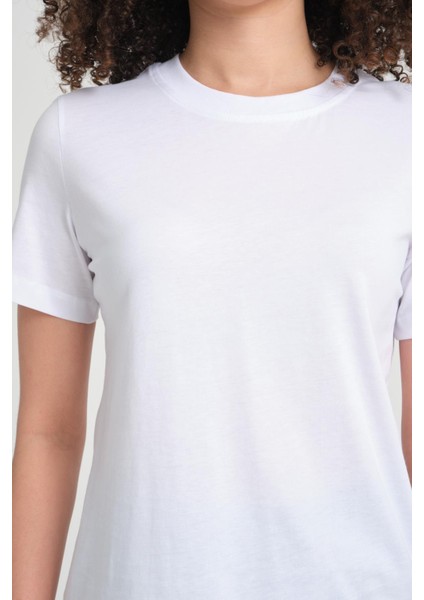 %100 Pamuk Basic Fit T-Shirt - Şık ve Konforlu Kısa Kollu Model fiyatları
