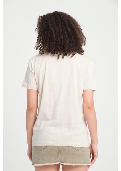 %100 Pamuk Basic Fit T-Shirt - Şık ve Konforlu Kısa Kollu Model fiyatları