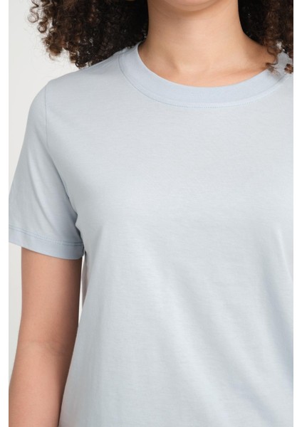 %100 Pamuk Basic Fit T-Shirt - Şık ve Konforlu Kısa Kollu Model