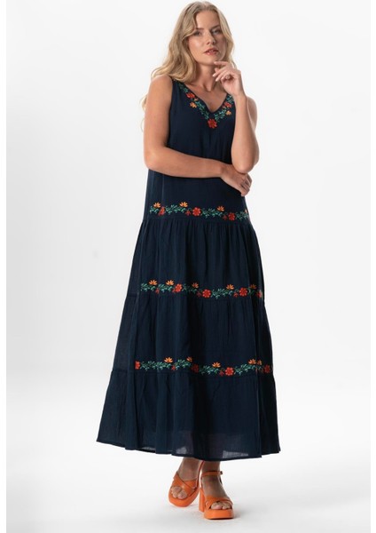 Kolsuz Şile Bezi Bahar V Yaka Nakışlı Uzun Yazlık Elbise Lacivert Lcvt indirimleri