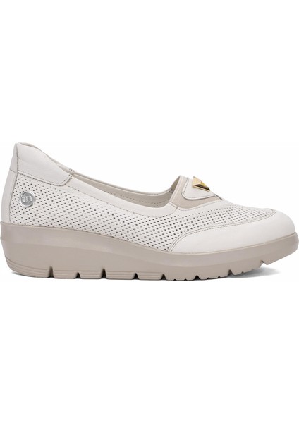 D25YA-7450 Kadın Deri Casual Ayakkabı Krem