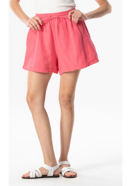 Lastik Detaylı Beli Bağcıklı Kısa Müslin Salaş Şort Beyaz Byz