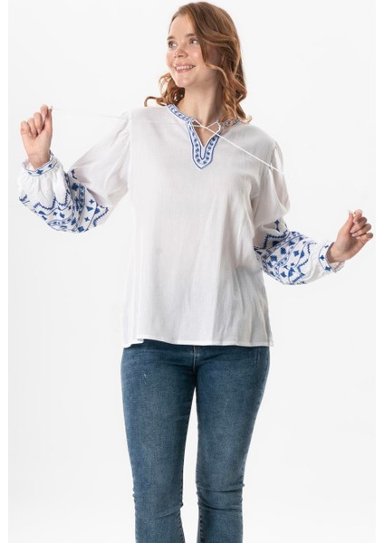 Uzun Kol Şile Bezi Idil V Yaka Nakışlı Yazlık Bluz Beyaz Byz fırsatları