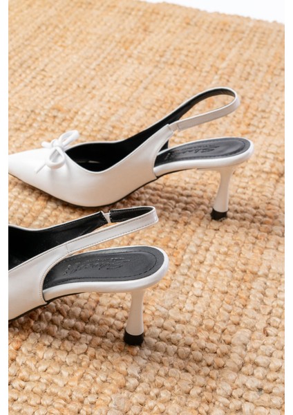 İNF-4500 Beyaz Rugan Günlük Arkası Açık Fiyonklu Topuklu Bayan Ayakkabı indirimleri