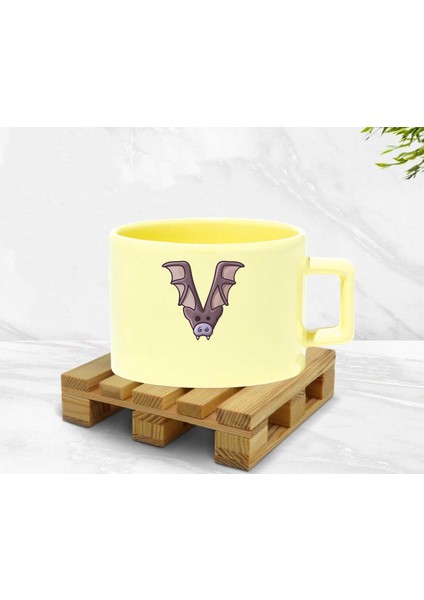 V Harfli Baskılı Renkli Kupa