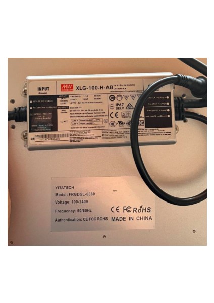 1000W Watt Tabaş Rohs FRGDGL-0030 LED Bitki Yetiştirme Büyüme Işığı Paneli Tam Spektrum LED Lamba Kapalı Bitki Sebze Çiçek Gün Işığı 30CM x 25CM Kırmızı Mavi Sarı Işık fırsatları