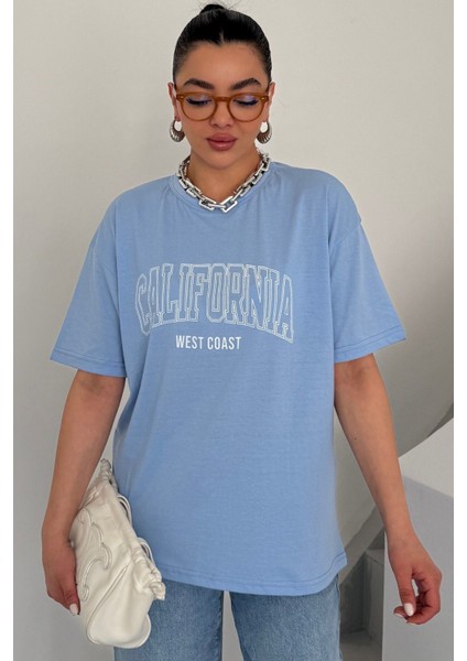 Kadın Bebe Mavi Bisiklet Yaka California Baskılı Oversize T-Shirt