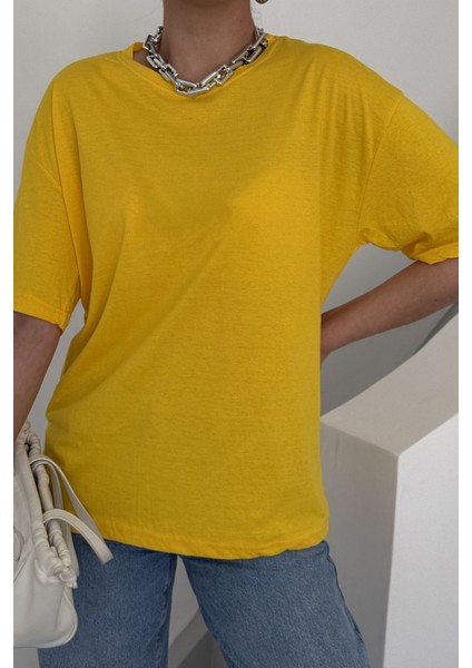Kadın Sarı Bisiklet Yaka Düz T-Shirt fiyatları