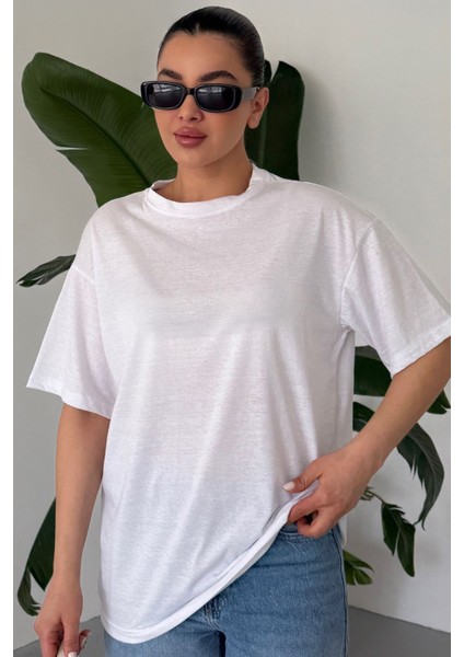 Kadın Beyaz Bisiklet Yaka Düz T-Shirt fiyatları