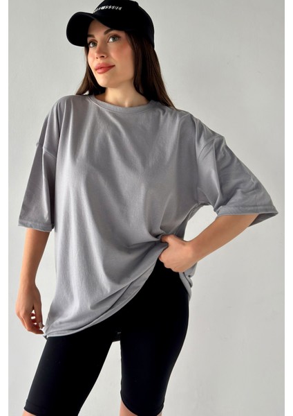 Kadın Düz Renk Gri Oversize T-Shirt fiyatları