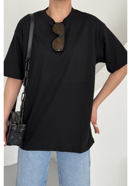 Kadın Siyah Bisiklet Yaka Düz T-Shirt fiyatları