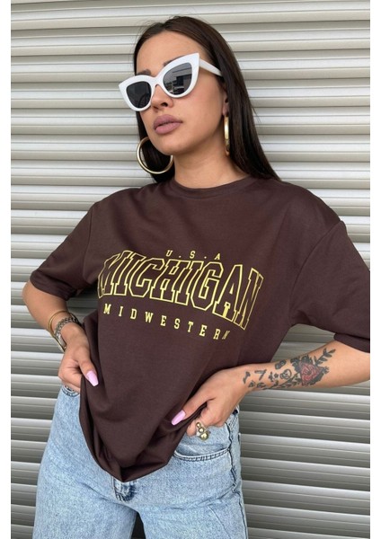 Michigan Baskılı Kahve Oversize T-Shirt