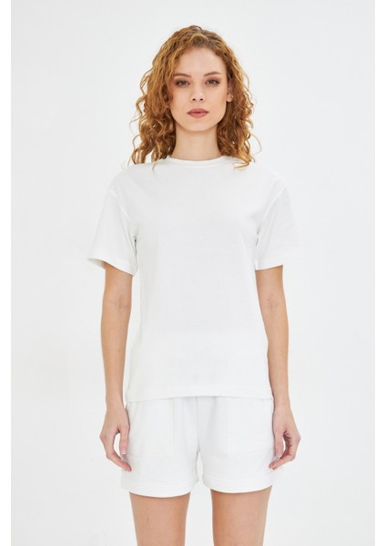 Kadın Konforlu %100 Pamuk Kısa Kollu Günlük Tişört fırsatları