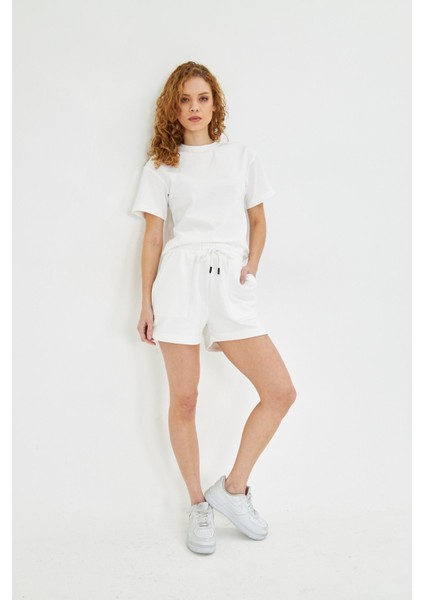 Kadın Konforlu %100 Pamuk Kısa Kollu Günlük Tişört