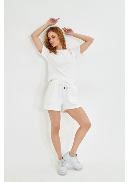 Kadın Konforlu %100 Pamuk Kısa Kollu Günlük Tişört modelleri