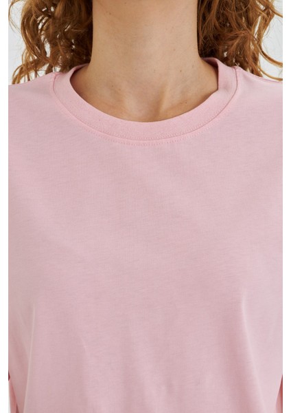 Kadın Konforlu %100 Pamuk Kısa Kollu Günlük Tişört modelleri