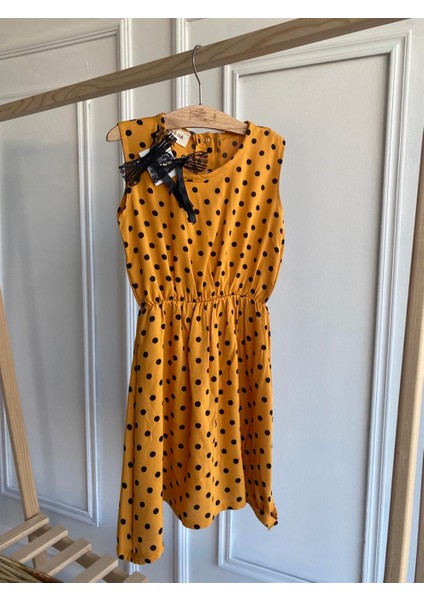 0007 - Kız Çocuk Puanlı Hardal Elbise Siyah Dantel Toka Takım fırsatları