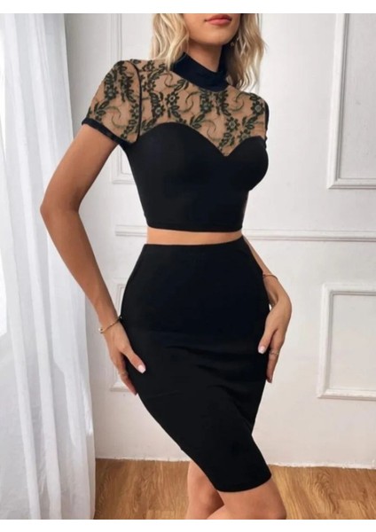Kadın Kısa Kollu Yarı Balıkçı Yaka Dantelli Straplez Ithal Krep Crop Bluz ve Etek Ikili Takım