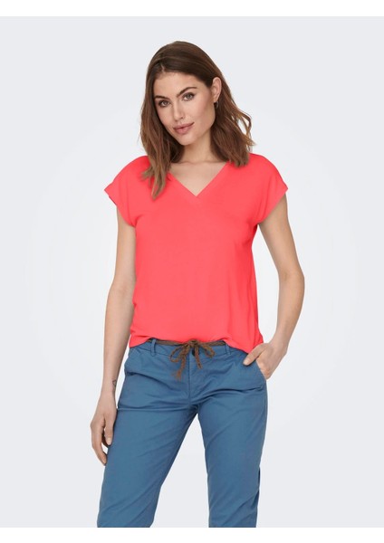 Onlfree Life S/s Mod V-Neck Top Jrs Noos Kadın T-Shirt 15287041