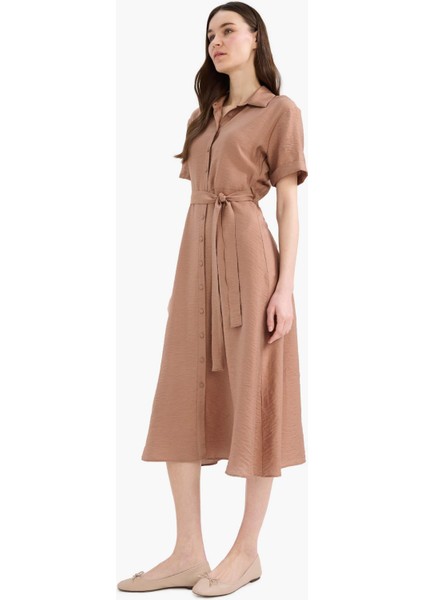 Regular Fit Gömlek Yaka Kuşaklı Kısa Kollu Maxi Elbise E7932AX25SP