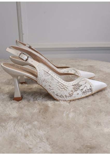 Lace Dantel ve Inci Taş Detaylı Sivri Burun Topuk Dekolteli 7 cm Kadeh Topuk Gelin Ayakkabısı indirimleri