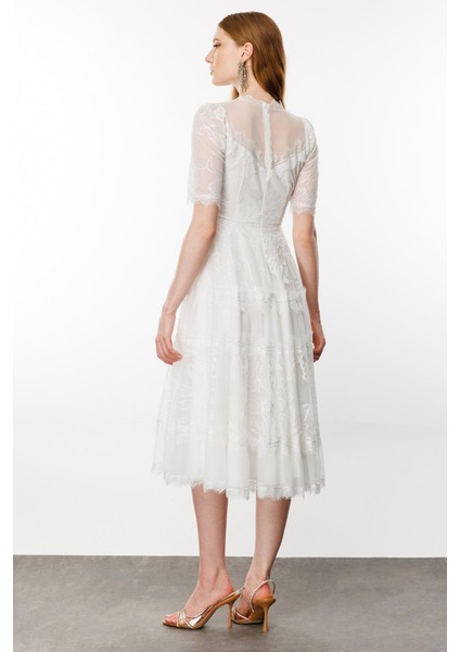 Nefeli Dantelli Midi Elbise - 3/4 Kol, Yuvarlak Yaka, Özel Gün Elbisesi fırsatları