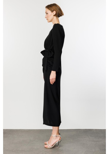 Nefeli Midi V Yaka Uzun Kol Minimalist Elbise - Özel Günler İçin modelleri