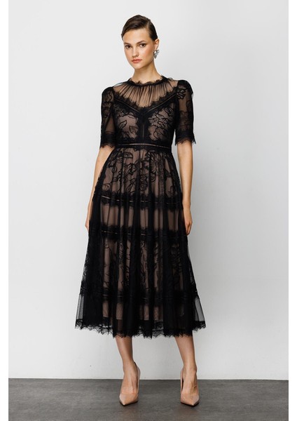 Nefeli Dantelli Midi Elbise - 3/4 Kol, Yuvarlak Yaka, Özel Gün Elbisesi