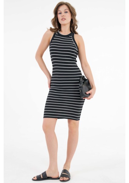 Siyah Çizgili Bisiklet Yaka Fitilli Bodycon Örme Midi Elbise fırsatları