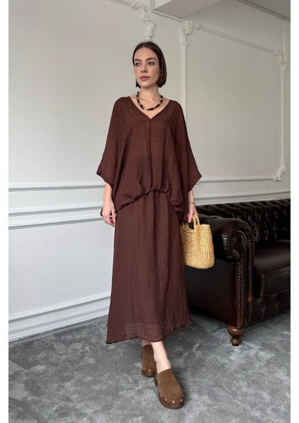 V Yaka Geniş Kol Etekli Takım- Kahverengi fırsatları