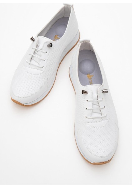 Kadın Bağcıklı Günlük Ayakkabı Beyaz Cilt indirimleri