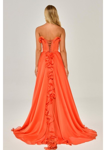 Straplez Fırfırlı Çift Yırtmaçlı Şifon Uzun Abiye Elbise Alfabeta fırsatları