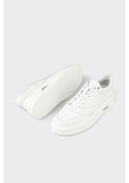 Beyaz Deri Erkek Spor Ayakkabı modelleri