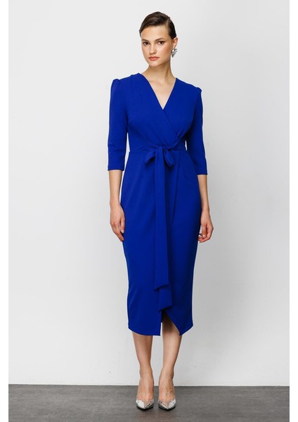 Nefeli V Yaka Midi Sarımlı Elbise - Minimalist Şık Günlük