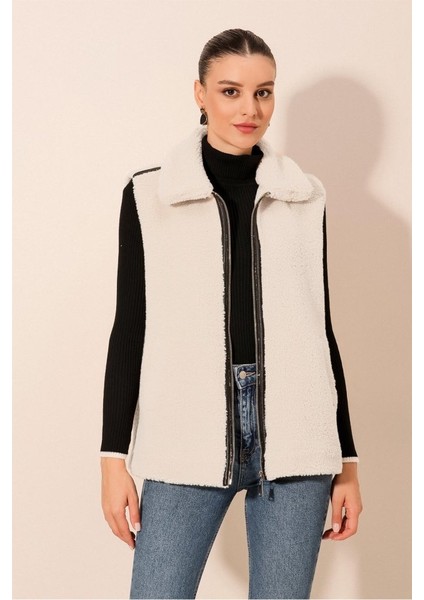 6793 Peluş Yelek - Beyaz