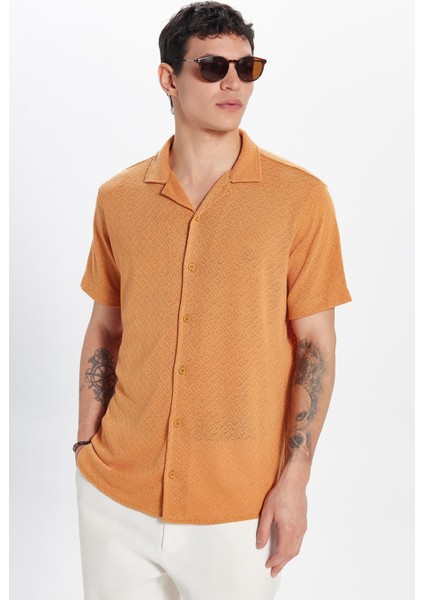 Erkek Slim Fit Dar Kesim Kısa Kollu Örme Doku Apaş Yaka Turuncu Gömlek