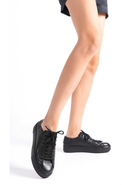 Kadın Hakiki Deri Günlük Spor Ayakkabı 2062