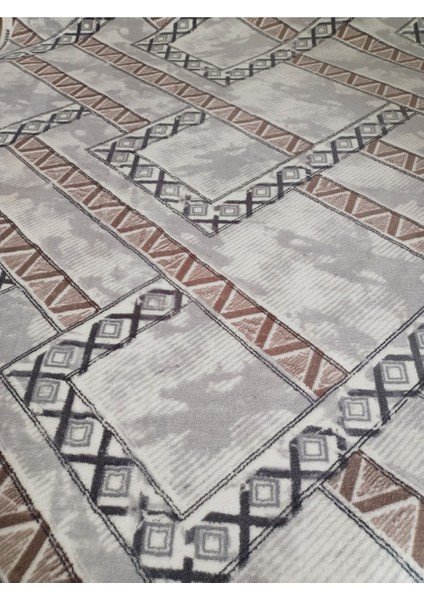 Kahverengi Kaymaz Yolluk - Yıkanabilir Dört Mevsim Halı | Salon, Banyo, Balkon, Genç Odası modelleri