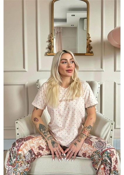 Bej Vintage Desenli Kısa Kollu Örme Kadın Pijama Takımı