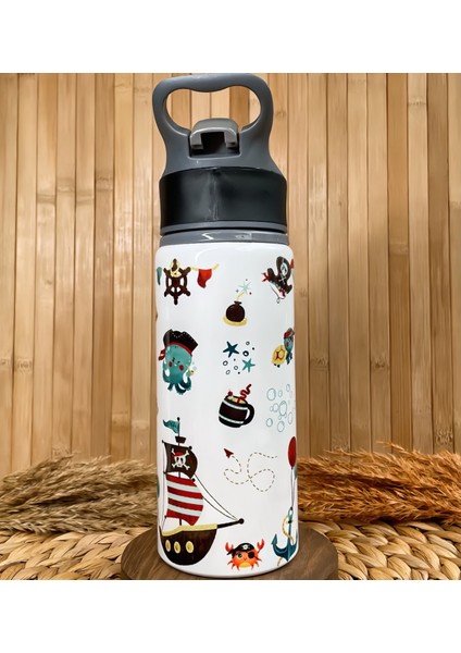 Kişiye Özel Isimli Erkek Çocuk Korsan Pipetli Suluk Matara 650 ml