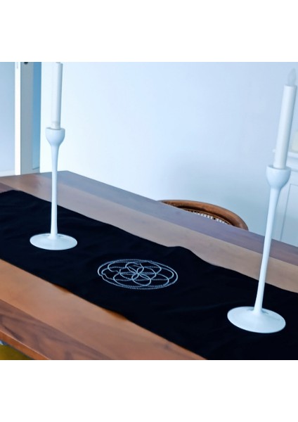 Yaşam Çiçeği Işlemeli Runner 140*40 cm Yenilnme ve Bereket Temalı Özel Tasarım Runner