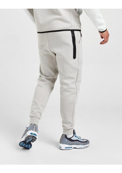 Sportswear Tech Fleece SS23 Erkek Eşofman Altı fiyatları