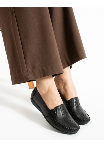 Near Kadın Deri Siyah Günlük Ayakkabı modelleri