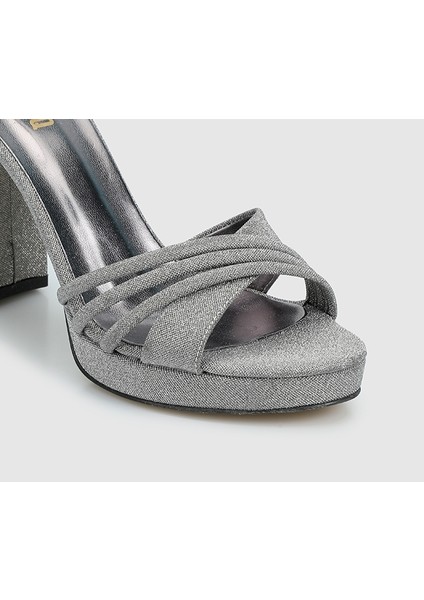 Platin Kadın Topuklu Sandalet